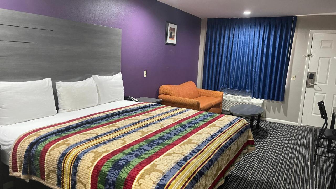 Executive Inn And Suites Houston Exterior photo
